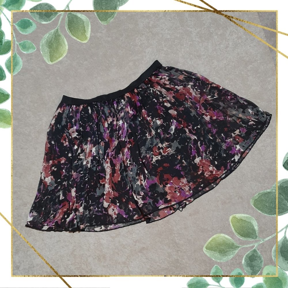 Joe Benbasset Pleated Floral Mini Skirt